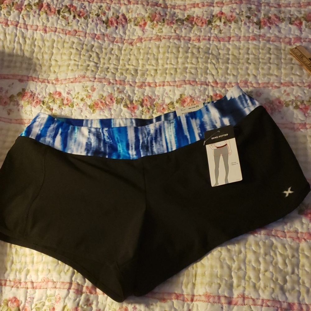 Running shorts